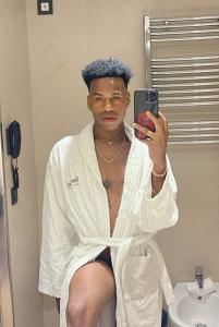 611271304: Chico busca chica en Madrid