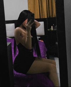 666341099: Chica busca chico en Madrid