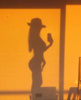 645458232: Chica busca chico en Madrid