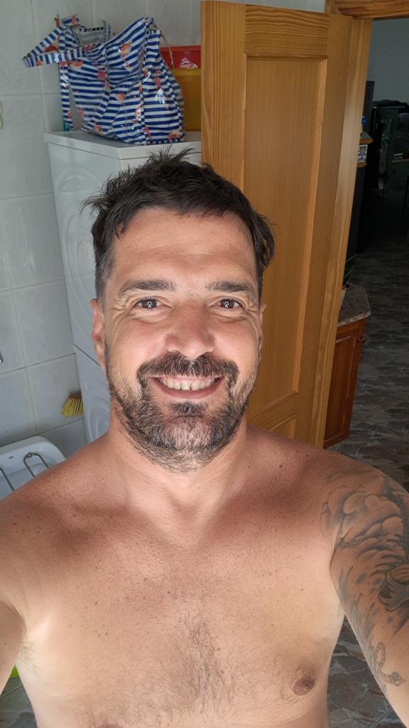 Chico busca chica en Alicante: 