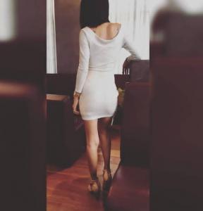 641618380: Chica busca chico en Sevilla