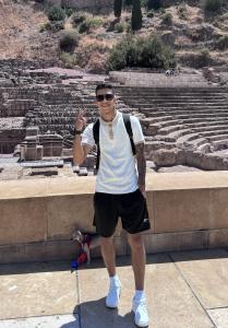 627302569: Chico busca chica en Madrid