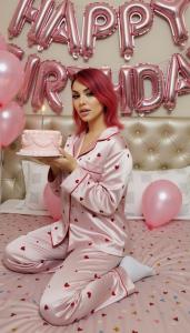 611909212: Travesti en Valencia