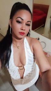 604113086: Chica busca chico en Málaga