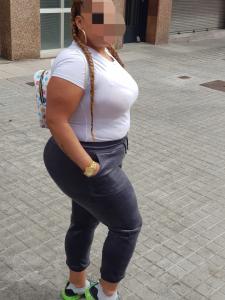 677714108: Chica busca chico en Gerona
