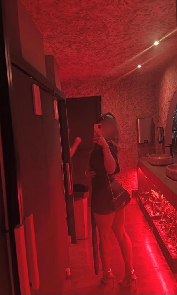 Chica busca chico en Alicante: 