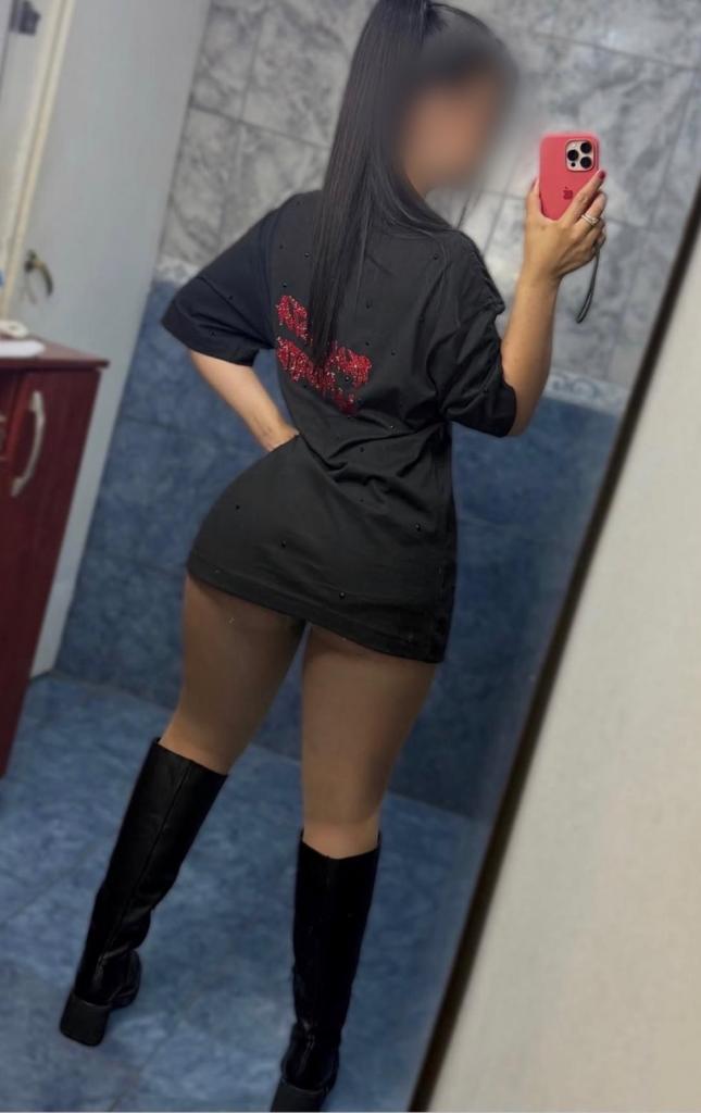 612290953: Chica busca chico en Lugo