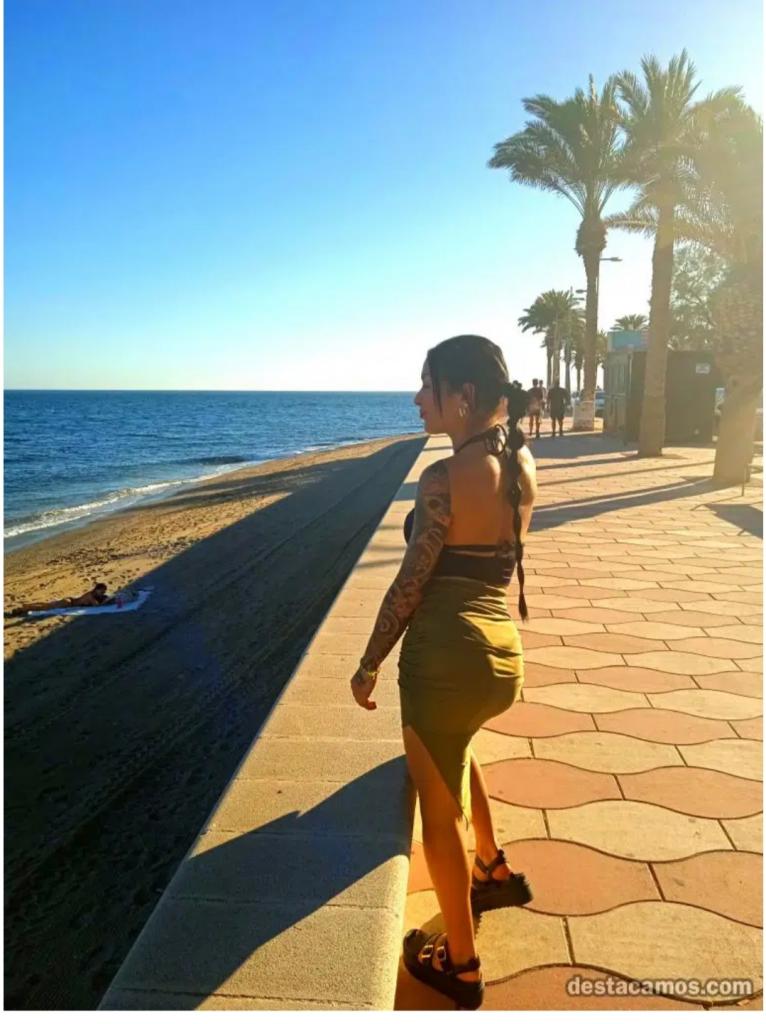 Chica busca chico en Cádiz: Chica busca chico