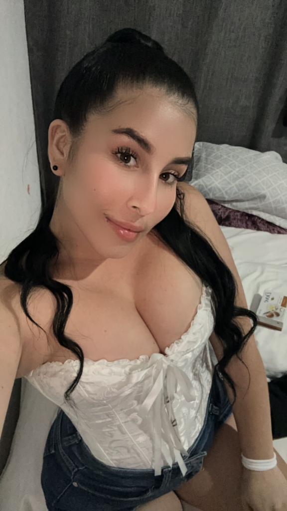 Chica busca chico en Tarragona: Chica busca chico