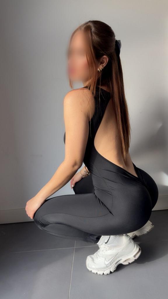 663127543: Chica busca chico en Murcia