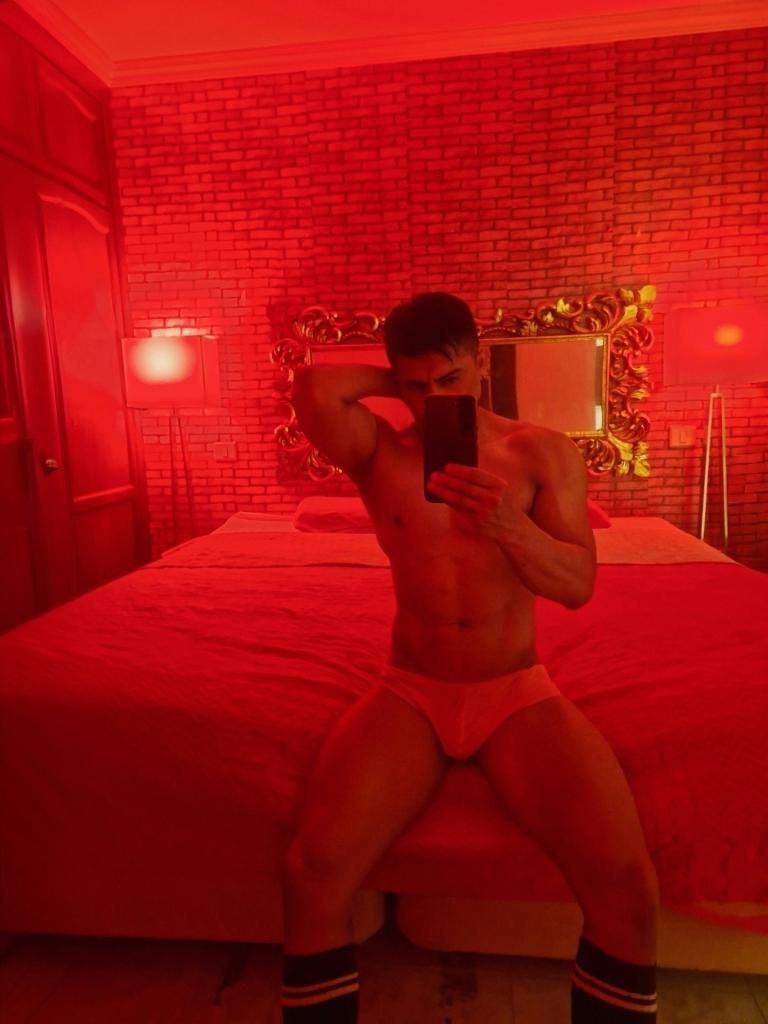 610482144: Chico busca chica en Las Palmas