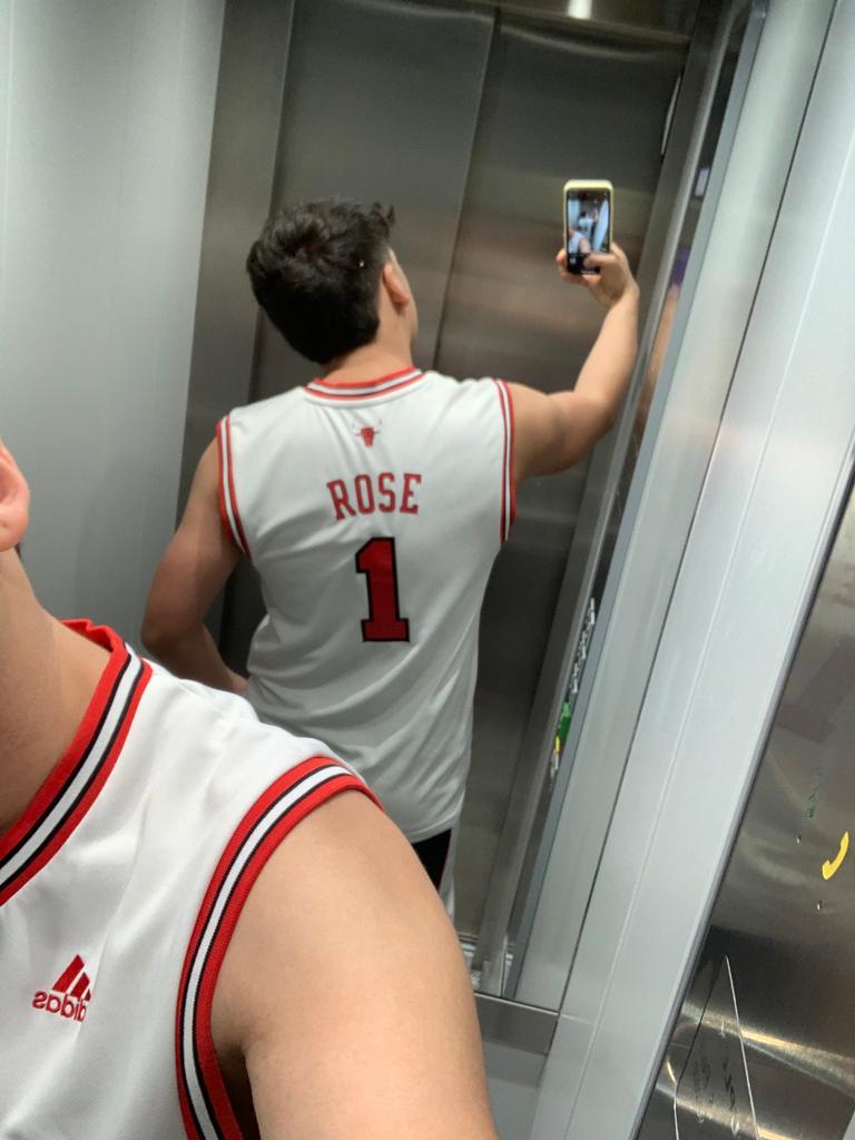 Chico busca chica en Alicante: 