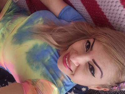 623221660: Chica busca chico en Murcia