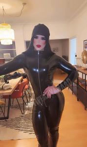 610235141: Transexual en Pontevedra