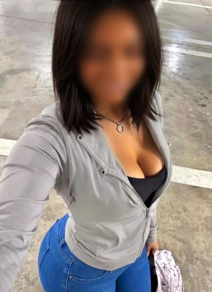 Chica busca chico en León: 