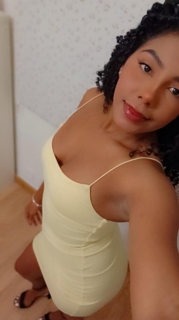 Chica busca chico en Tenerife: 