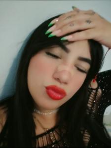 663449323: Chica busca chico en Cádiz