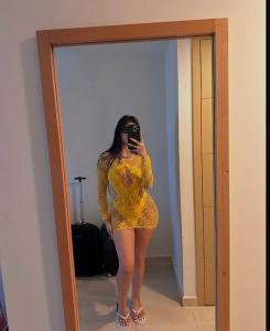 641392090: Chica busca chico en Pontevedra