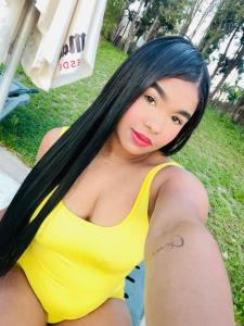 611299835: Chica busca chico en Gerona