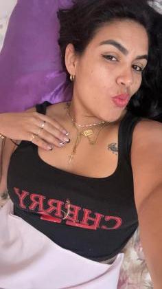 613688088: Chica busca chico en La Coruña