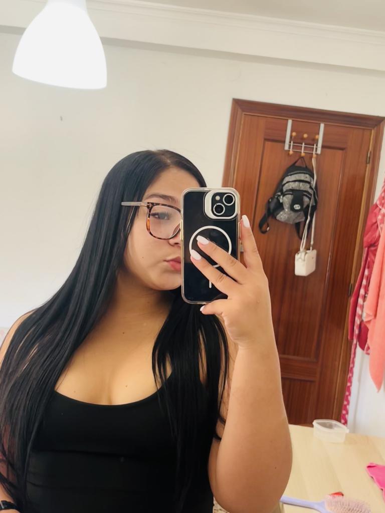 Chica busca chico en Huelva: 