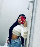 613755193: Chica busca chico en Sevilla