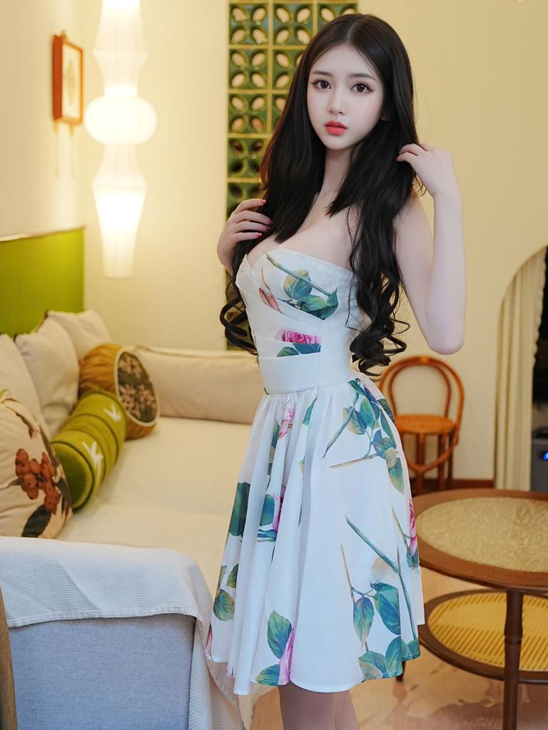661566491: Chica busca chico en Ibiza
