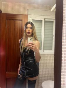 613720723: Chica busca chico en La Coruña