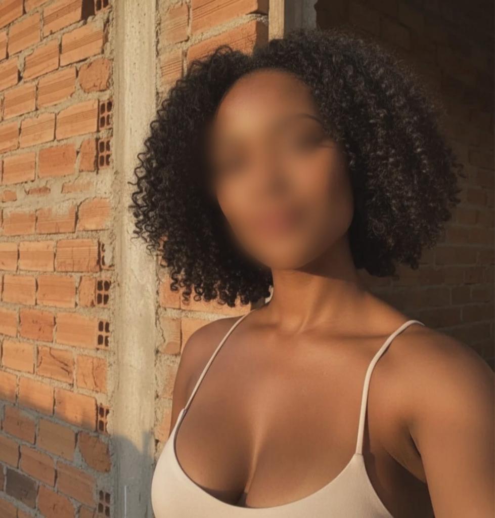 Chica busca chico en Sevilla: 