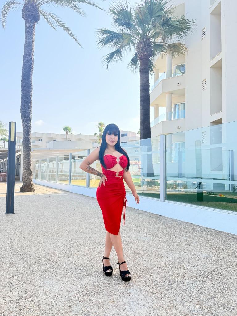 667794278: Chica busca chico en Tarragona