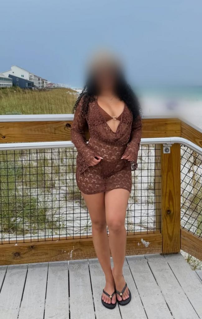 745065343: Chica busca chico en Tenerife