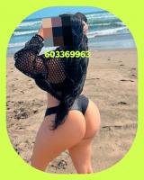631669851: Chica busca chico en Barcelona