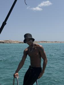 Chico busca chica en Barcelona: 