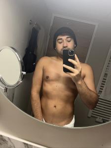 625727647: Chico busca chica en Pontevedra