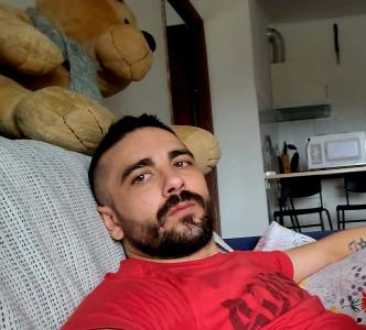 Chico busca chica en Valencia: 