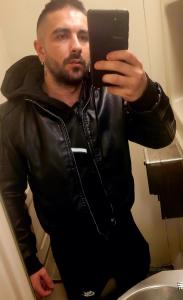 602704529: Chico busca chica en Valencia
