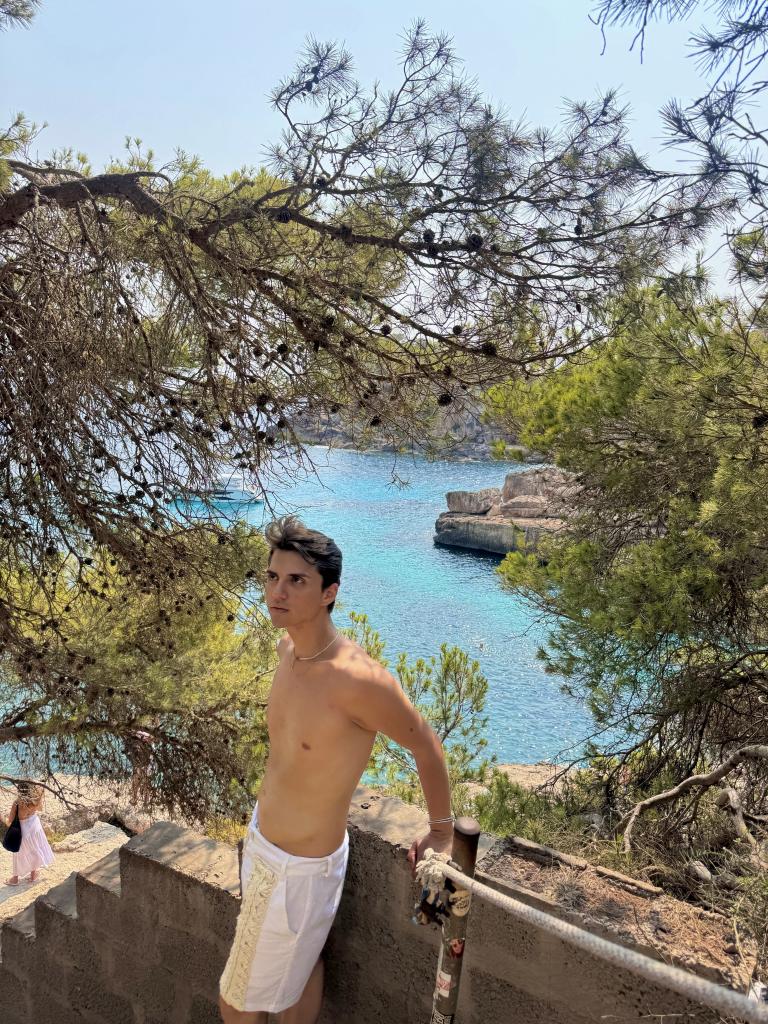Chico busca chica en Mallorca: 