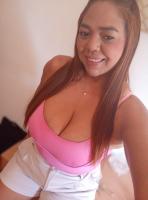 614738026: Chica busca chico en Málaga