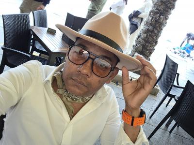 Chico busca chica en Alicante: 