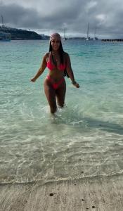 Chica busca chico en Tenerife: 