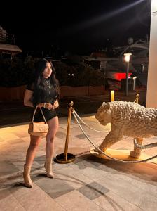 Chica busca chico en Ibiza: 