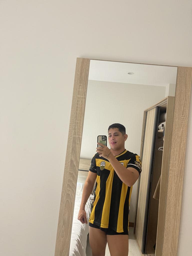 Chico busca chica en Almería: 