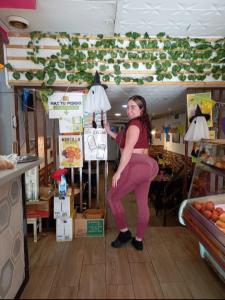 654586979: Chica busca chico en Barcelona