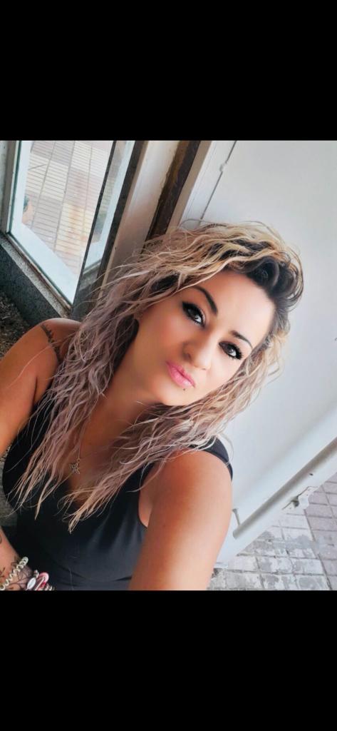 Chica busca chico en Jaén: 