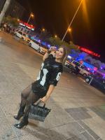 613274700: Chica busca chico en Tenerife