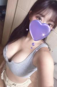 688432150: Chica busca chico en Madrid