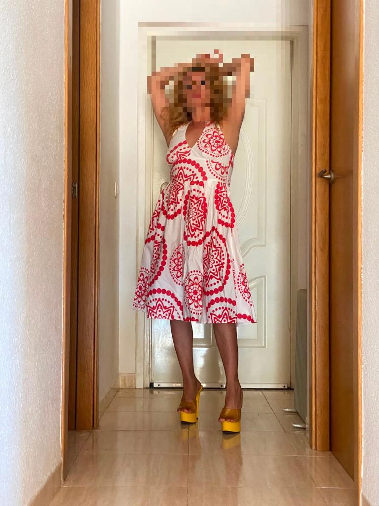 656379907: Chica busca chico en Castellón