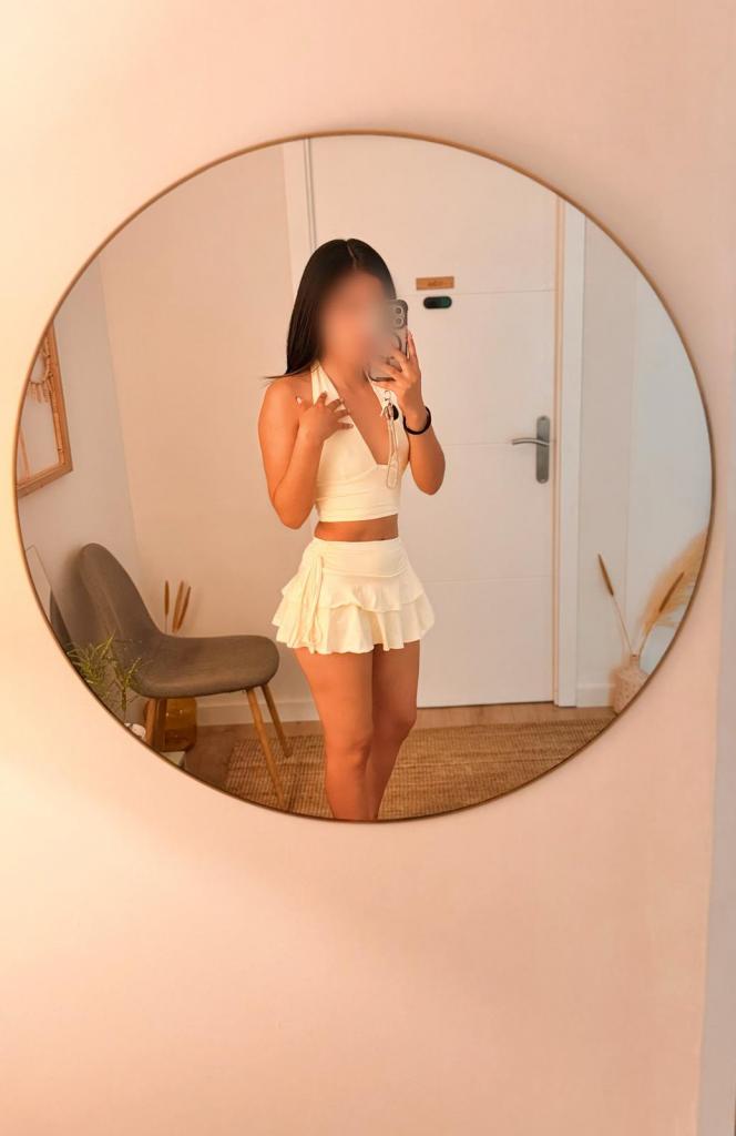 647044096: Chica busca chico en Mallorca