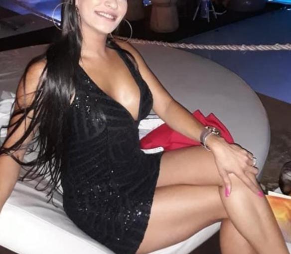 Chica busca chico en Granada: Chica busca chico