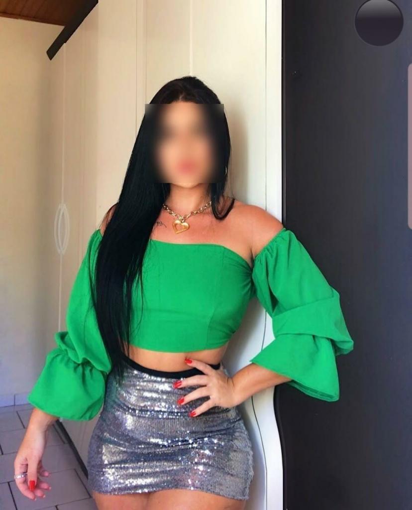 613603826: Chica busca chico en Pontevedra